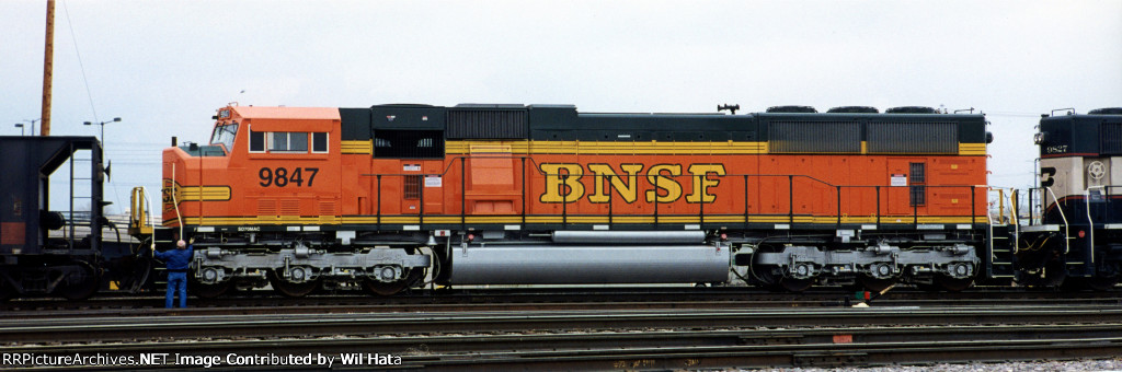 BNSF SD70MAC 9847
